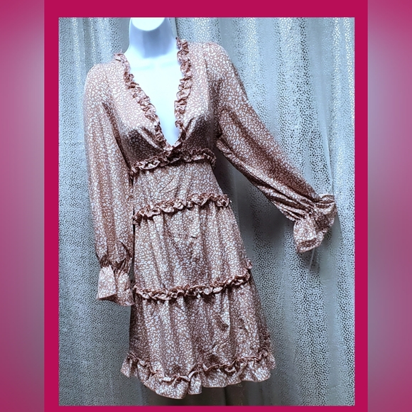 A-line  V-Neck Cutout Back Dress by Zaful Forever Young - Picture 7 of 11